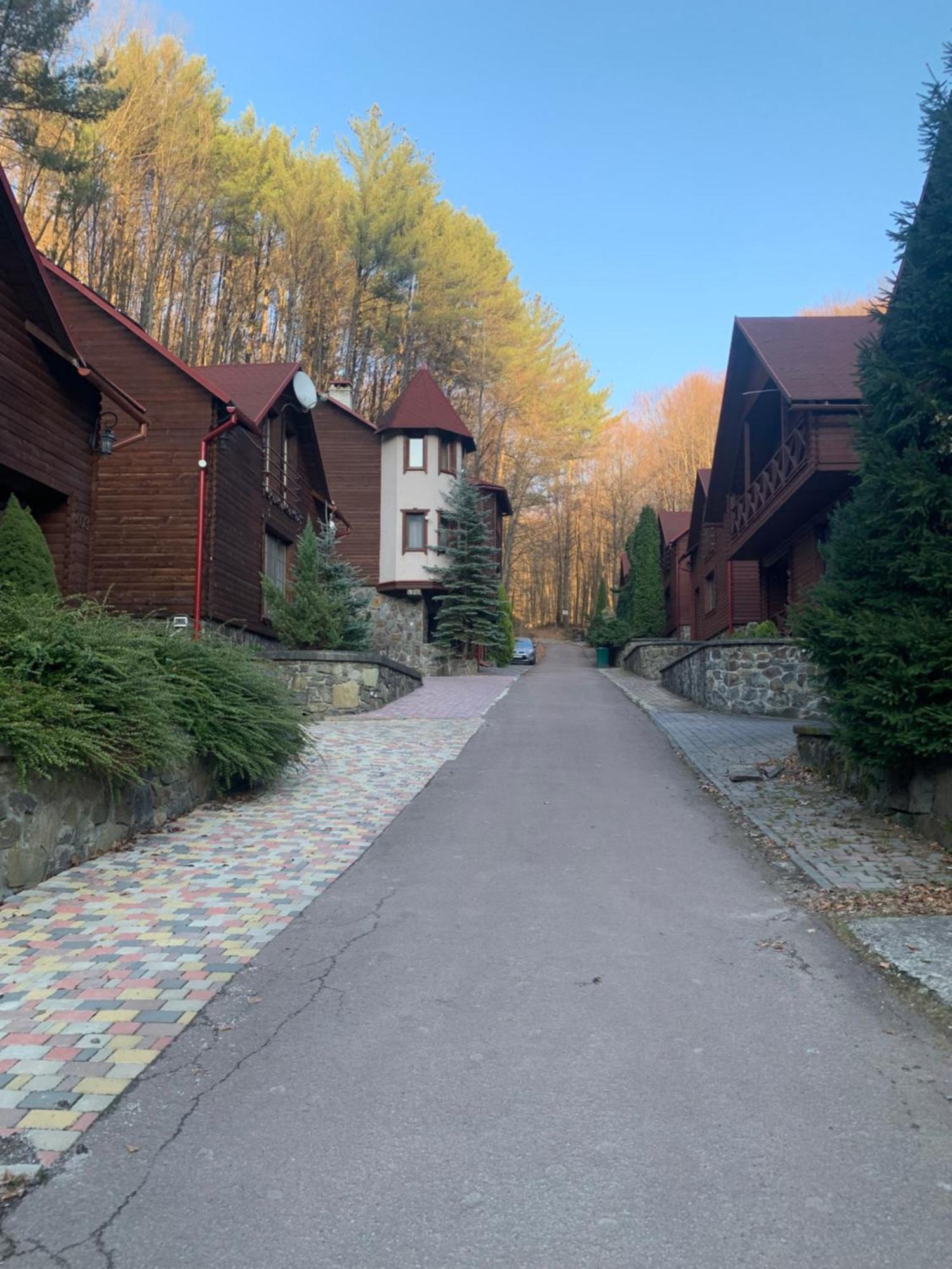 Elf-Cottage Tur'ya Paseka Exterior foto